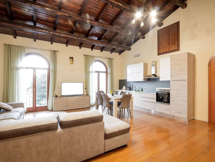 Villa am See mit Pool in Artogne, Catena Bresciana Occidentale