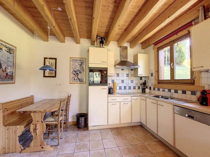 Gîte pour 10 personnes, avec jardin à Le Biot - 4