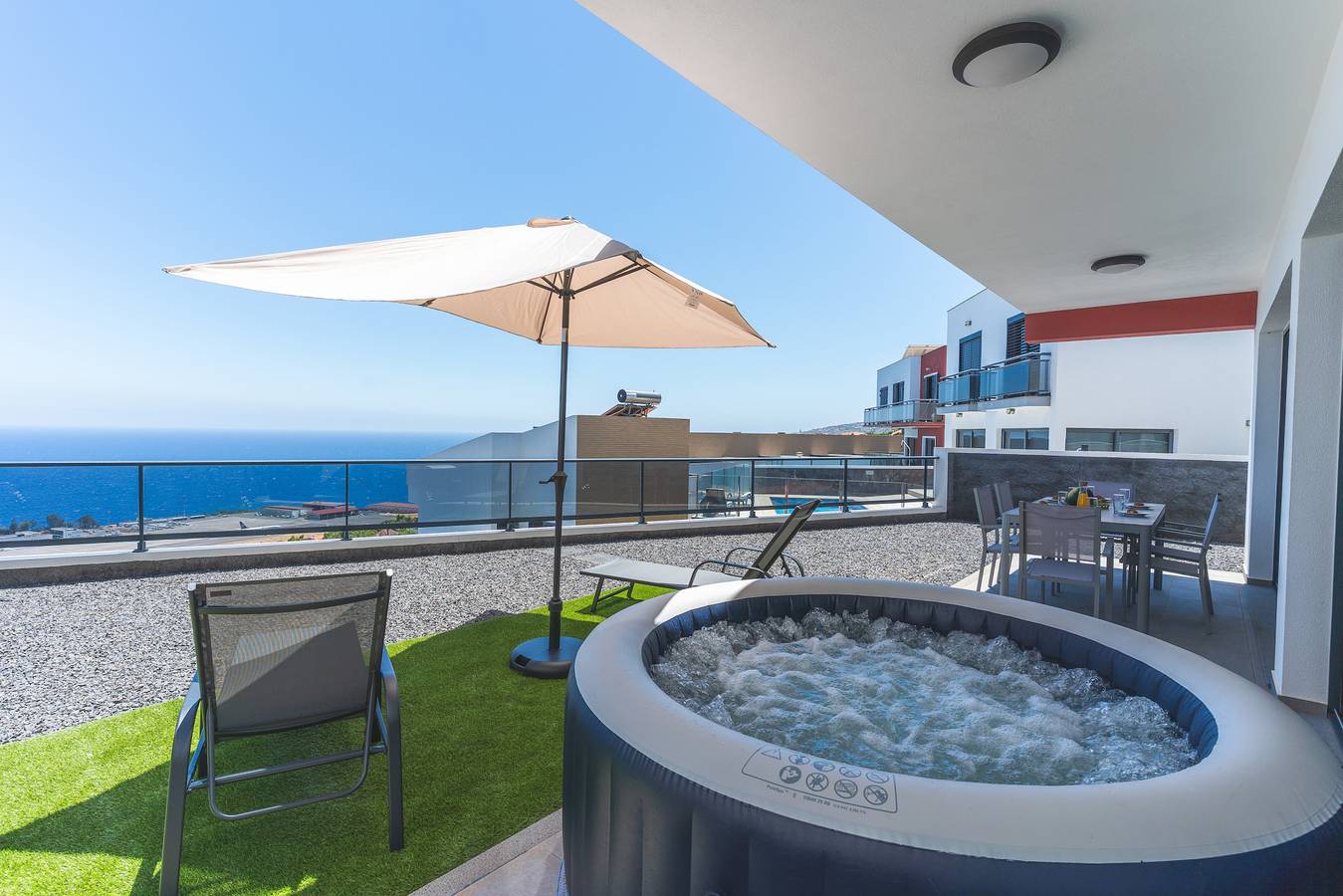 Blue Outlook Retreat B in Santa Cruz (Madeira), Madeira