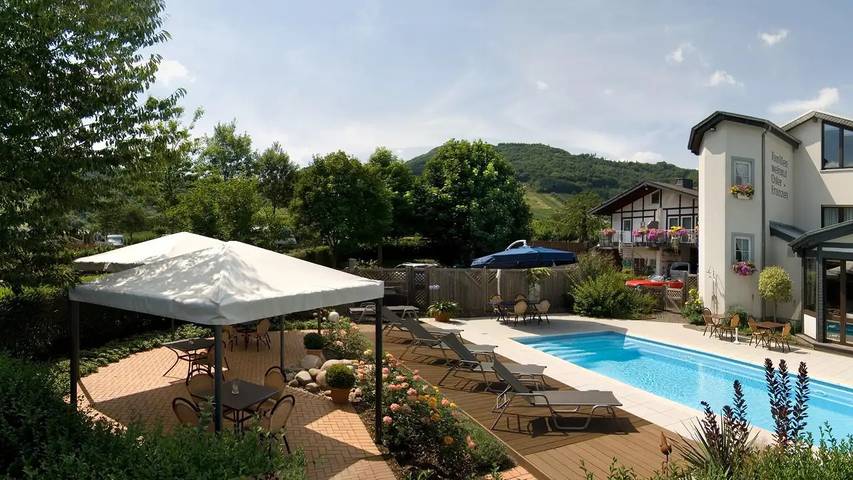 Ferienwohnung für 3 Personen, mit Garten und Pool an der Mosel - 2