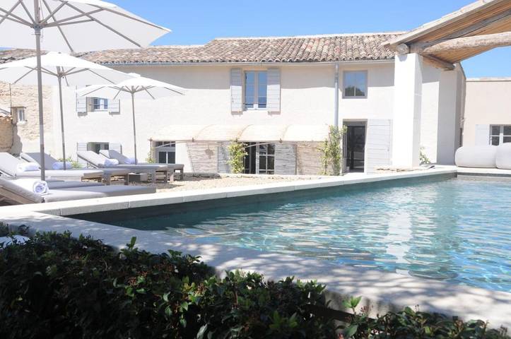 Chambre d’hôte pour 2 personnes, avec vue et jardin ainsi que terrasse et piscine - 1