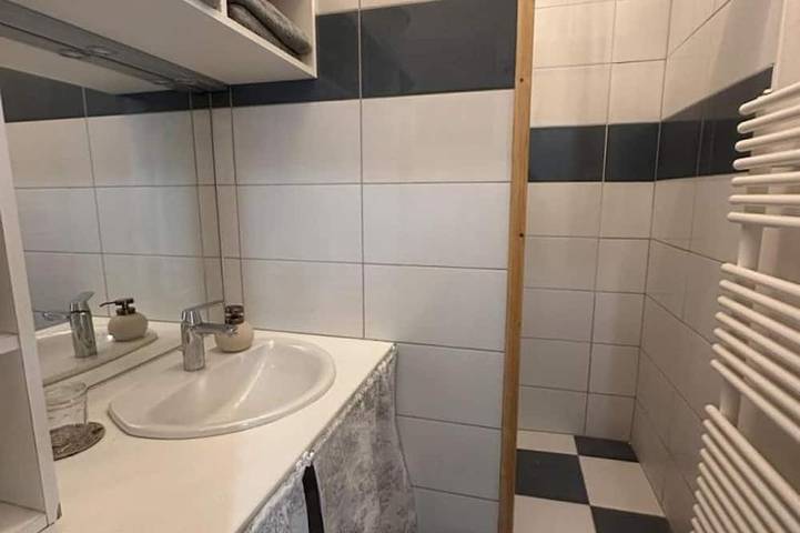Appartement entier, Appartement central, animaux admis - 4 pers. in Moulins, Allier