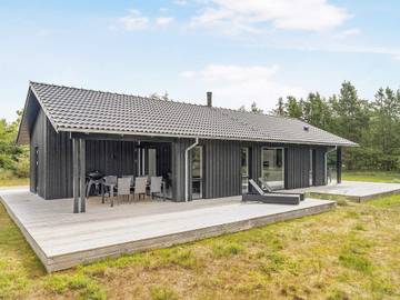 Ferienhaus für 6 Personen, mit Terrasse und Sauna sowie Whirlpool, kinderfreundlich in Bratten