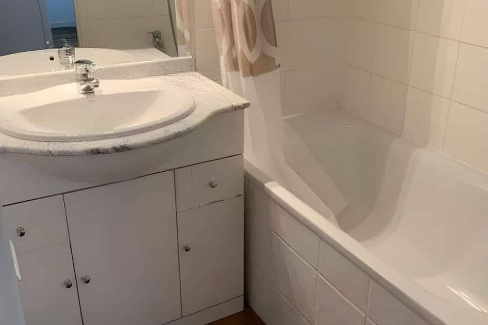 Ganze Wohnung, Apartment 4-6 persons, secured residence, elevator, breathtaking view! in Saint-Étienne-en-Dévoluy, Le Dévoluy