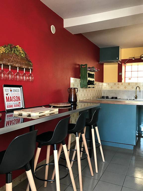 Gîte pour 6 personnes, avec jardin à Bué