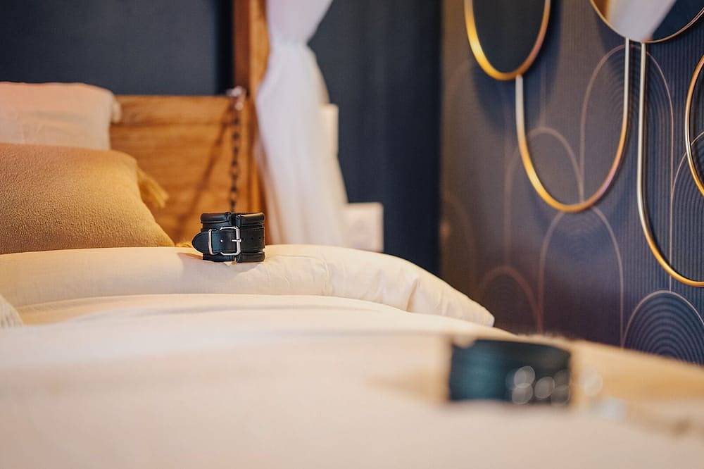 Ganze Wohnung, Love Room romantic suite L'Eure de Luxure in Évreux, Évreux und Umgebung