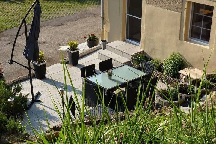 Ferienwohnung für 6 Personen, mit Terrasse und Garten - 1