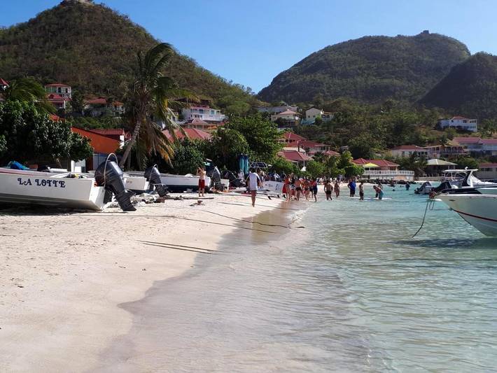 Location de vacances pour 2 personnes, avec jardin et vue à Terre-de-Haut - 4