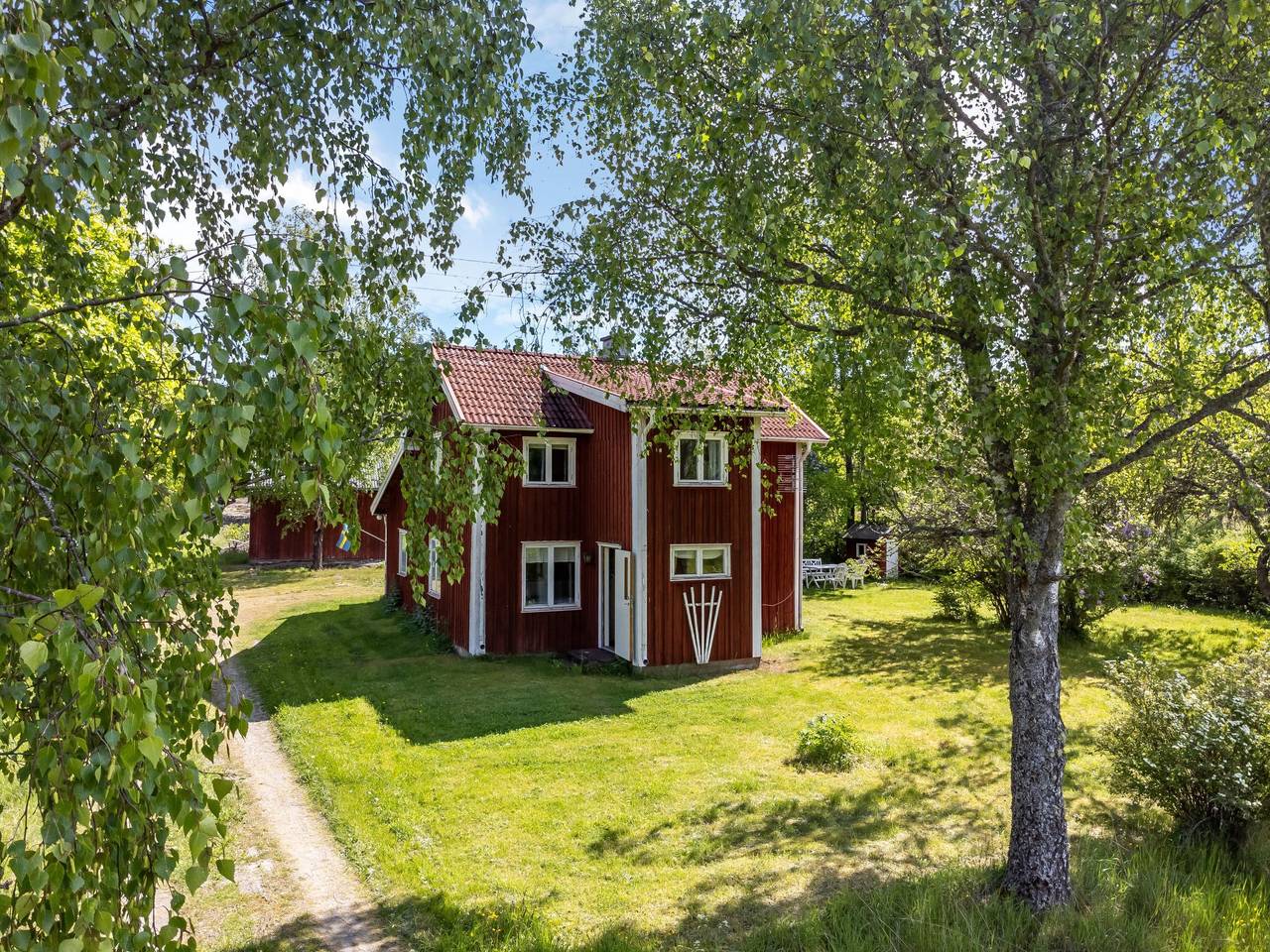 Hus för 8 Personer, med trädgård