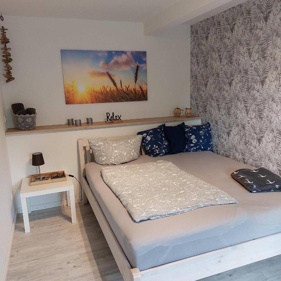 Ganze Ferienwohnung, Das Zimmer - Bauernhof-Nordsee-Urlaub in Norderfriedrichskoog, Eiderstedt
