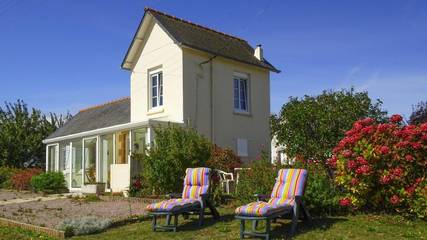Gîte pour 5 personnes, avec jardin dans Dahouët