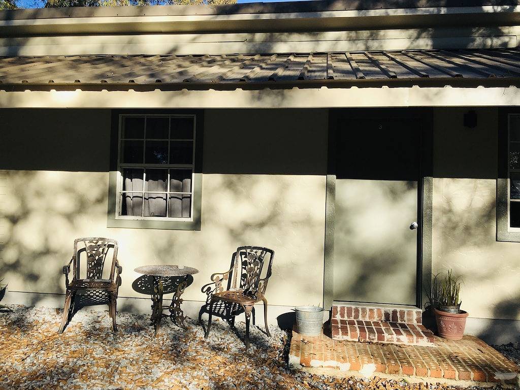 Peaceful, quaint, cozy stay in St. Tammany Parish