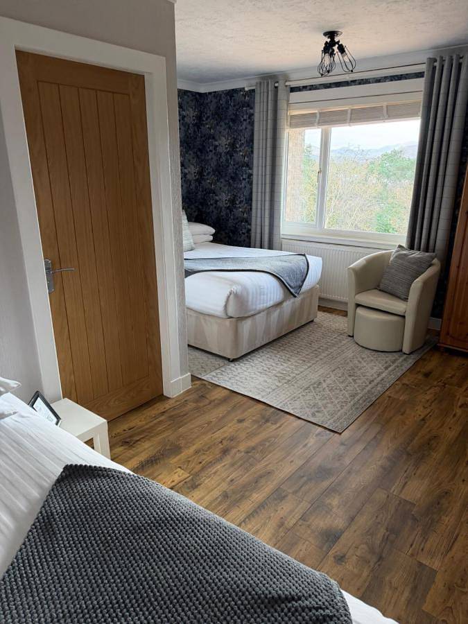 Chambre d’hôte pour 2 personnes, avec jardin et terrasse ainsi que vue et vue sur le lac à Fort William - 2