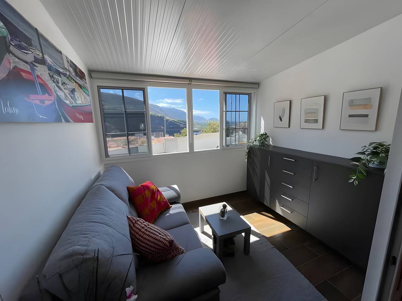 Estudio entero, Estudio vacacional 'Sea and Sunset Love' con vistas al mar y Wi-Fi in San Marcos, Tenerife Norte