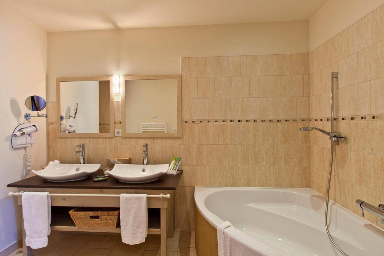 Hotel-restaurant Les Caudalies in Arbois (homonymie), Jura Francais