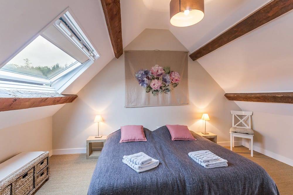 Grande maison de campagne indépendante - 12 personnes - charme et calme in Valambray, Région de Caen