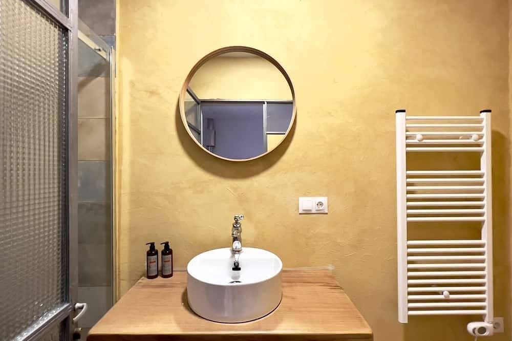 Entire apartment, Apartamento con dos Camas y Terraza Privada in Astorga, León Region