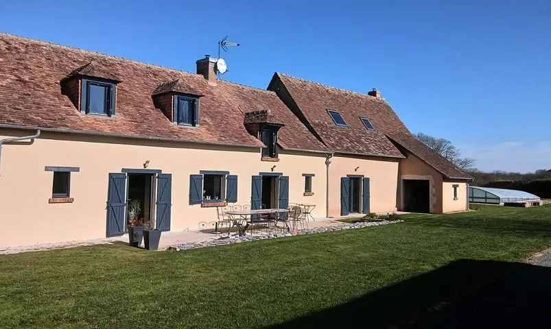 Chambre d’hôte pour 2 personnes, avec vue et piscine ainsi que terrasse et jardin - 1