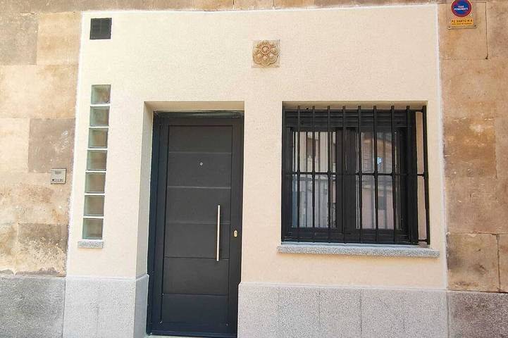 Appartement entier, Central And Special Deluxe Studio, Everything Within Walking Distance And Very Coquettish in Centro (Salamanca), Salamanque