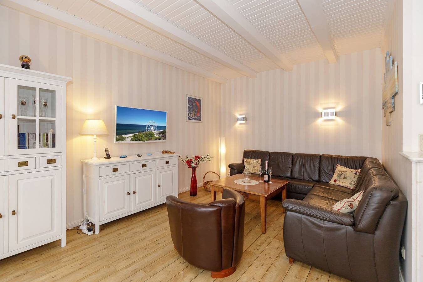 Stilvolles Ferienhaus mit Sauna und Whirlpool in Strandnähe in Kühlungsborn. in Kühlungsborn, Mecklenburgische Ostseeküste