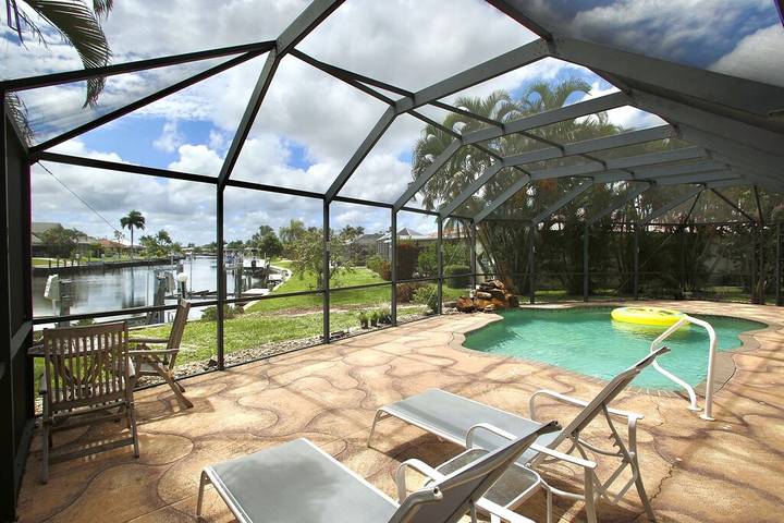 Vacation rental for 7 people, with terrace, with pets in Punta Gorda