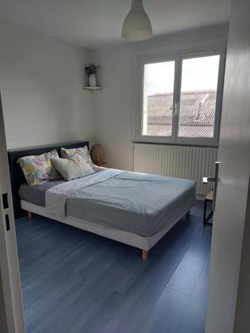 Cottage pour 2 personnes, avec balcon, animaux acceptés à Vaulx-en-Velin