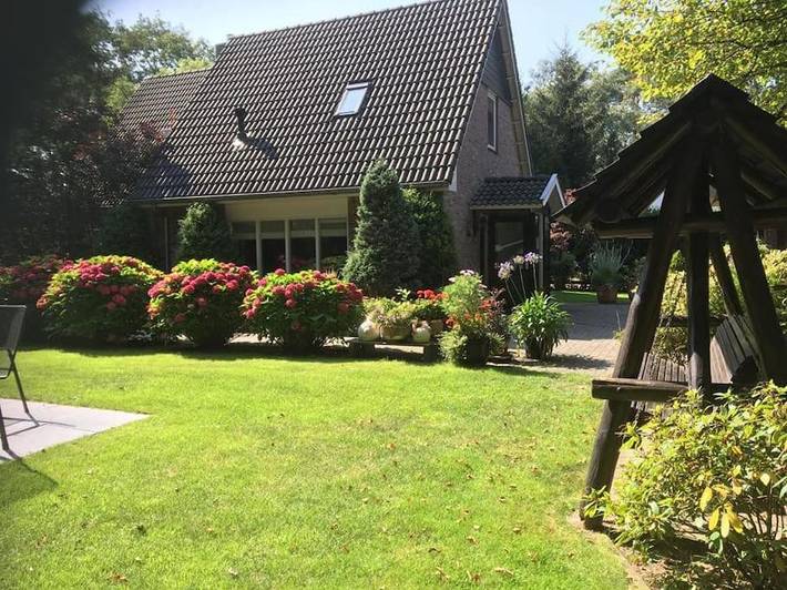 Vakantiewoning voor 2 personen, with Terras and Tuin as well as Uitzicht in Emst