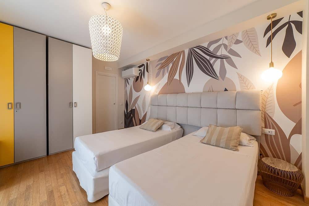 Appartamento intero, Villa Mastrissa - Villa privata design con 2 piscine e 4 camere da letto in Castelmola, Provincia di Messina