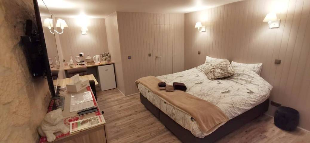 Chambre d’hôte pour 2 personnes, avec Terrasse ainsi que Jardin et Vue à Chaumont-Gistoux