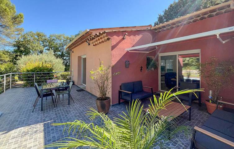Ferienhaus für 6 Personen, mit Pool und Garten sowie Terrasse, mit Haustier - 1
