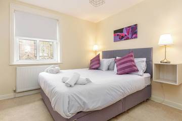 Holiday Home for 10 People in Lytham St Annes, Lancashire, Photo 2