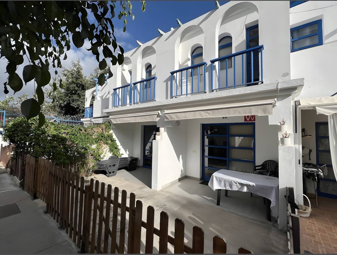 Bungalow en duplex avec 2 chambres et 2 salles de bain privées à Maspalomas in Campo Internacional, San Bartolomé de Tirajana