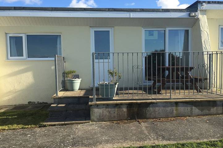 Holiday rental for 4 people, with pool and sauna in Widemouth Bay