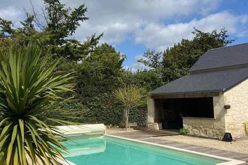 Location de vacances pour 8 personnes, avec jardin, animaux acceptés à Bourgueil