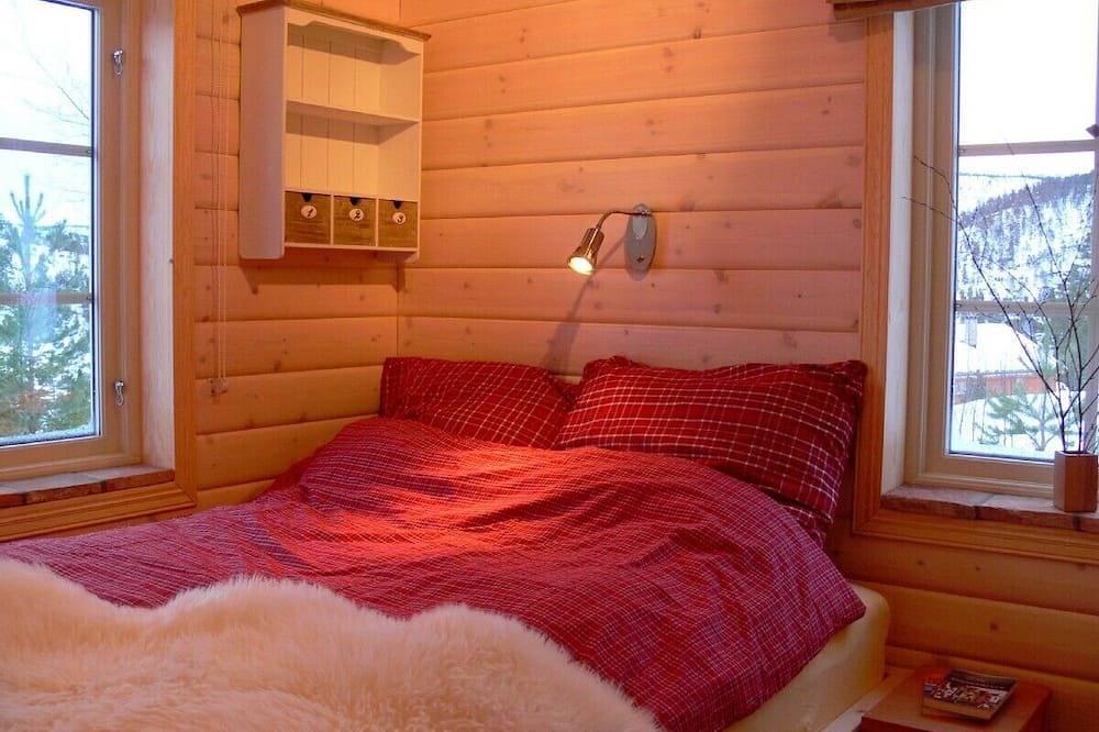 Urlaub in den Bergen der Telemark, mit der Nähe zum Meer, Sauna, Badesee, Kanu. in Nissedal