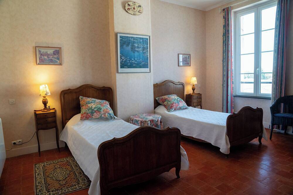 Ganze Wohnung, Apartment Les Volets Bleus in a canal-side manor house, ideal for families in Sallèles-d'Aude, Mittelmeerküste (Frankreich)