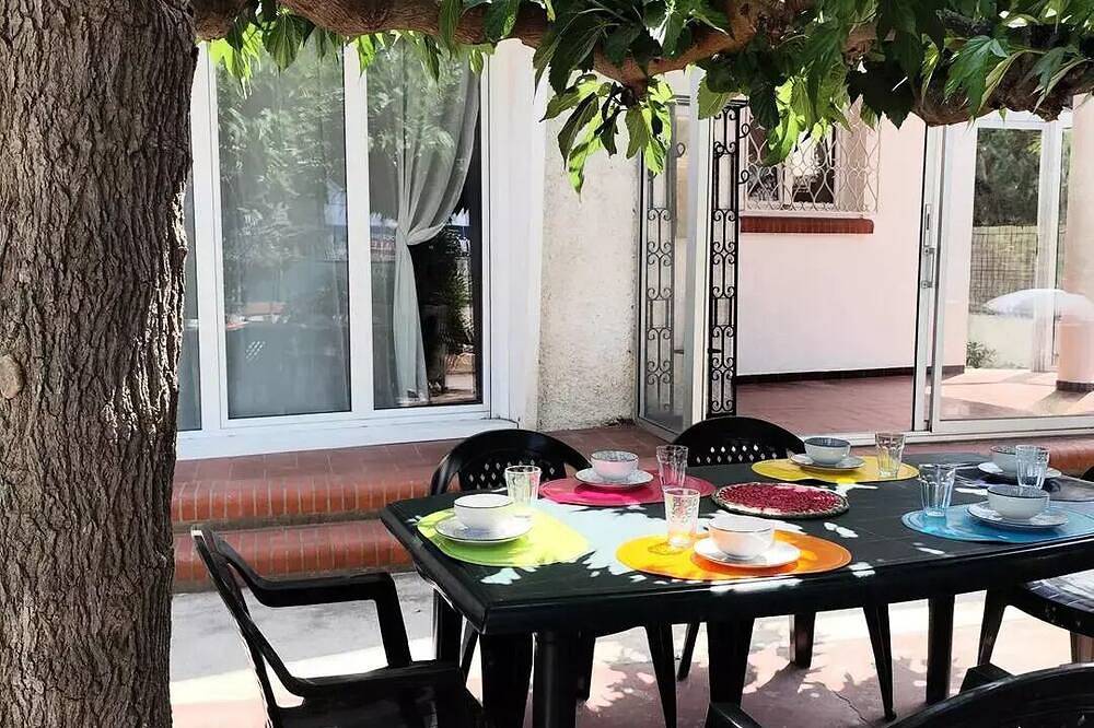 Villa pour 6 Personnes dans Canet-en-Roussillon, Région de Perpignan
