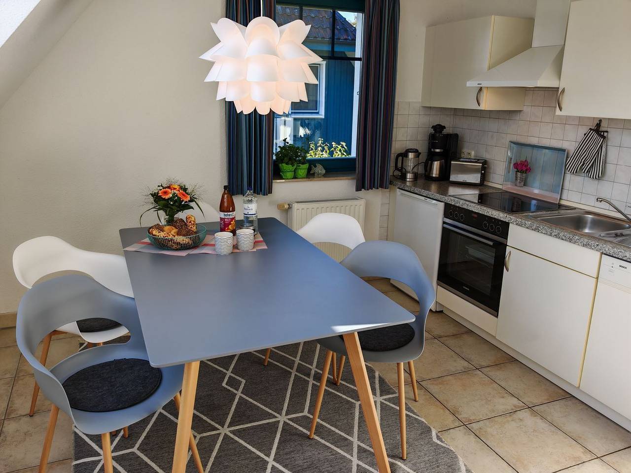 Ganze Wohnung, Sonnige Wohlfühloase im Capitän Christoph: 56 qm Ferienwohnung (3 Zimmer) mit Südbalkon in Prerow, Fischland - Darß - Zingst