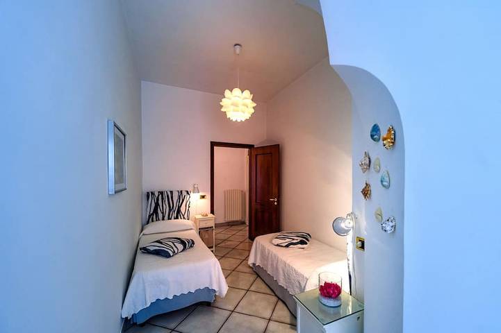 Appartement entier, Vicaria, Sea View, a few steps from beach by Amalfivacation.It in Minori, Sorrento Coast