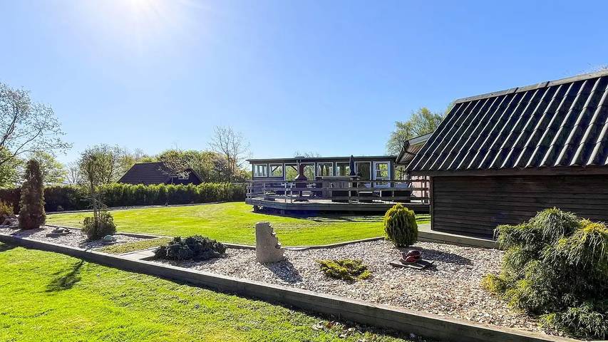 Ferienhaus für 18 Personen, mit Whirlpool und Terrasse sowie Sauna in Astrup Vig - 4