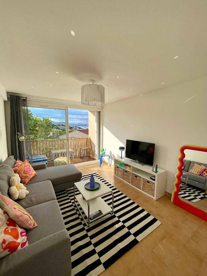Apartamento de vacaciones para 6 personas, con terraza y vistas - 1