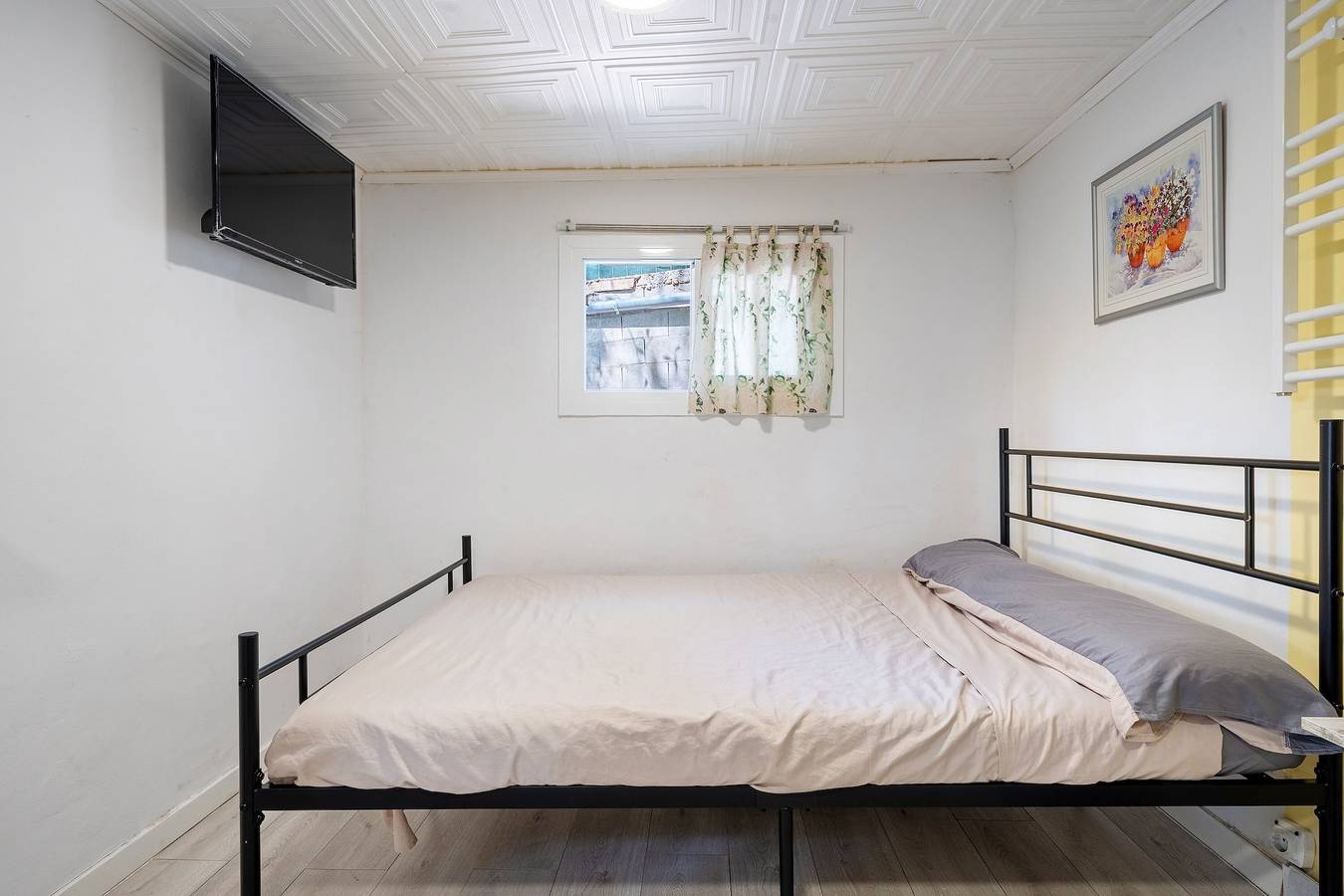 Entire studio, Studio 'Kandy 1' with Private Terrace, Wi-Fi and Air Conditioning in Calafell, Costa Dorada