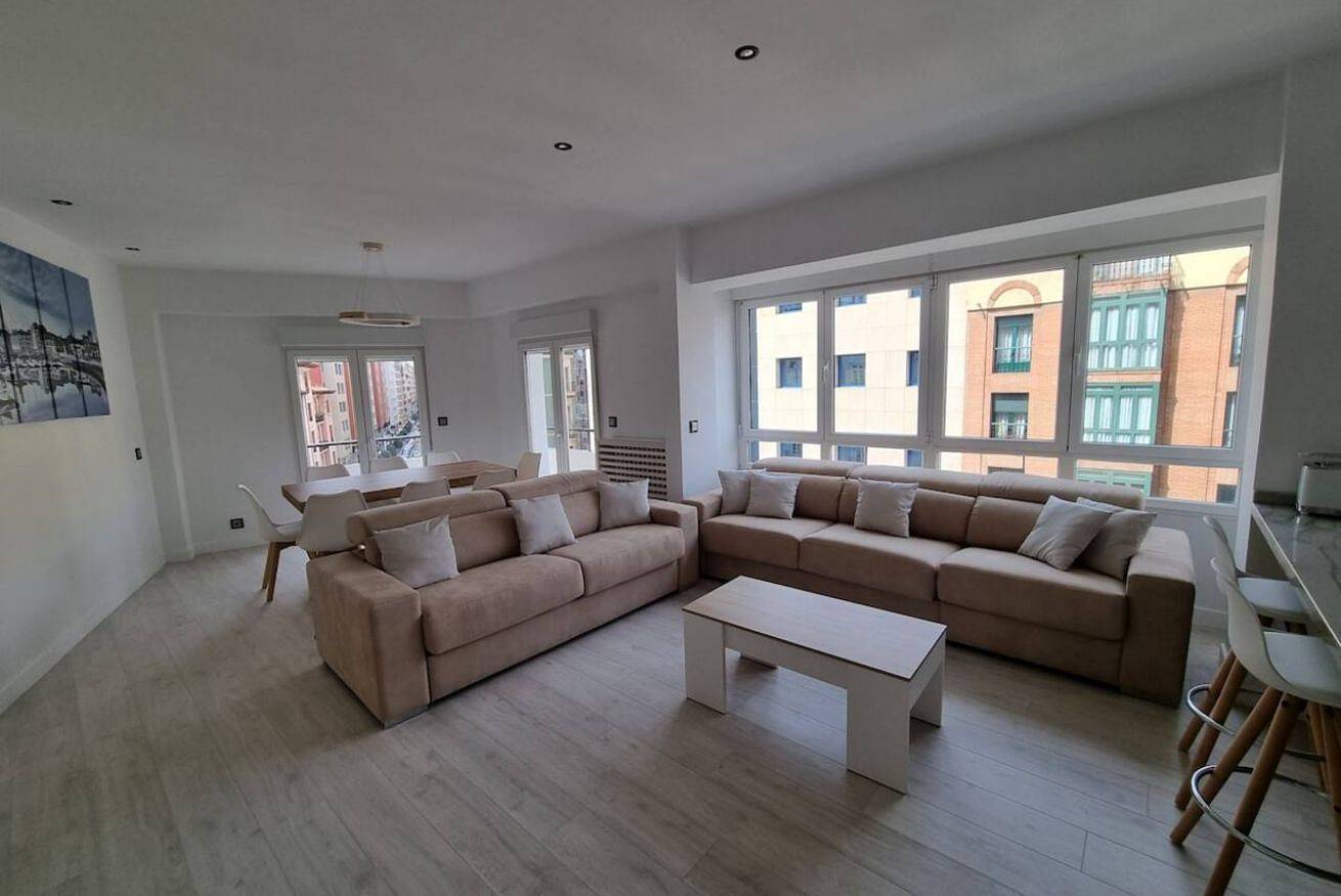 Ganze Wohnung, 131A - Espectacular apartment for 8 people in Distrito Centro (Gijón), Gijón