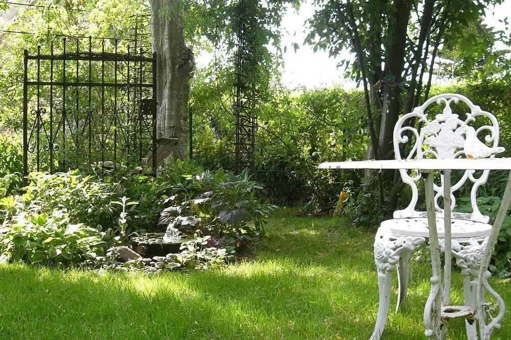 Mom's Bed & Breakfast - Doppelzimmer mit Etagendusche in Panten, Kreis Herzogtum Lauenburg