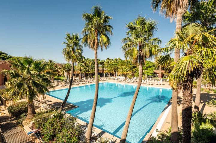 Studio pour 4 personnes, avec bassin pour enfant et piscine, animaux acceptés à Mandelieu-la-Napoule