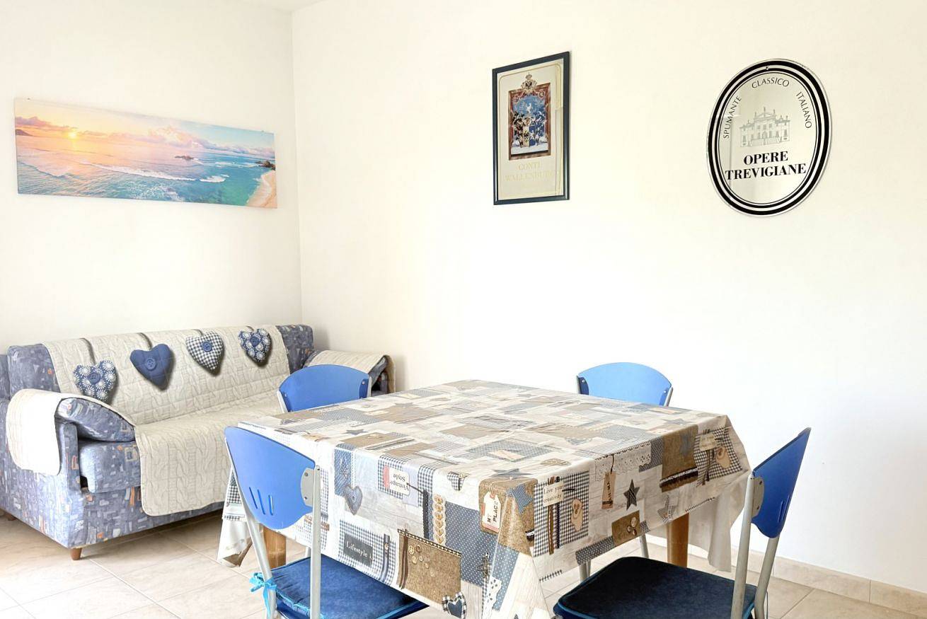 Apartamento entero, Se182 - Senigallia, three-room apartment facing the sea with balcony and parking space in Senigallia, Senigallia (Municipality)