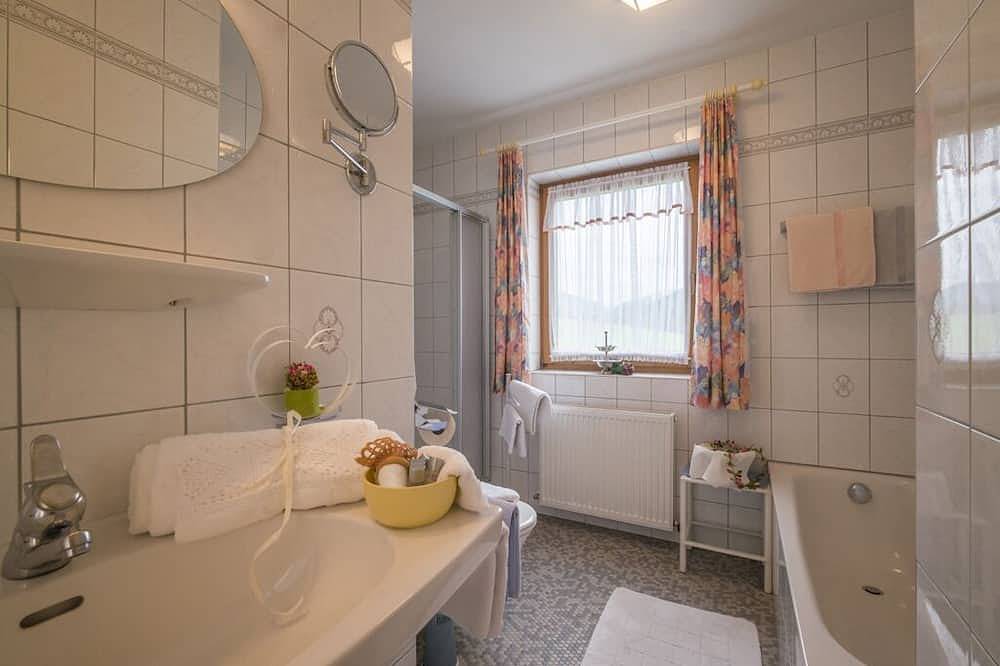 Apartment \"Garden view\" for 2 to 4 persons in Gerlos, Ziller valley alps