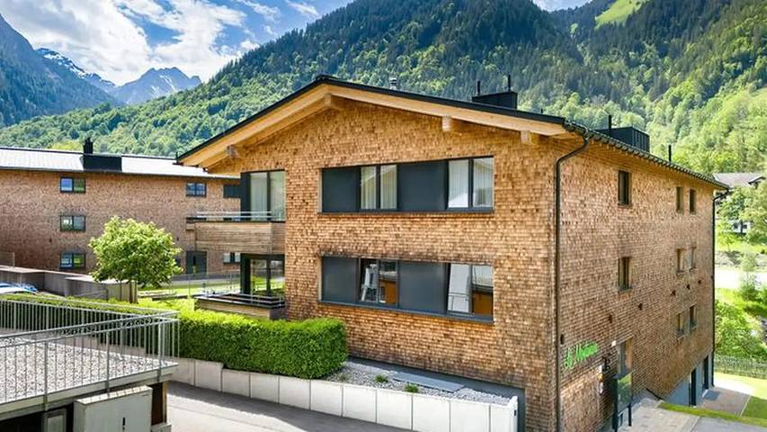Ferienwohnung für 6 Personen, mit Terrasse und Garten in Brand