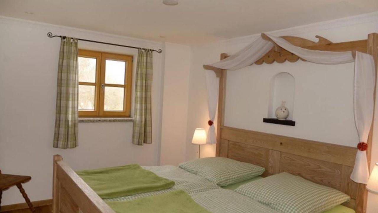 Ganze Ferienwohnung, Ferienwohnung für 2 Personen (40 m²) in Brannenburg in Wendelstein, Brannenburg