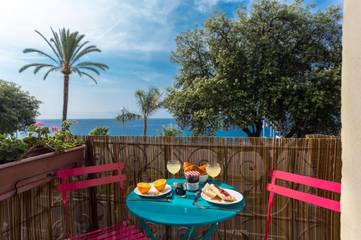 Gîte pour 2 personnes, avec balcon dans Opera De Nice